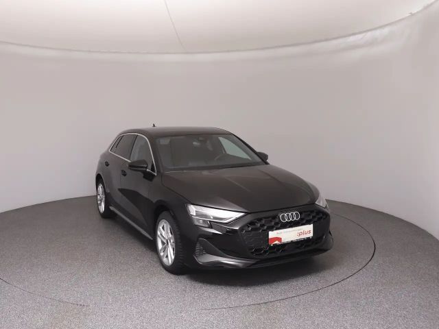 Audi A3 30 TFSI Sedan