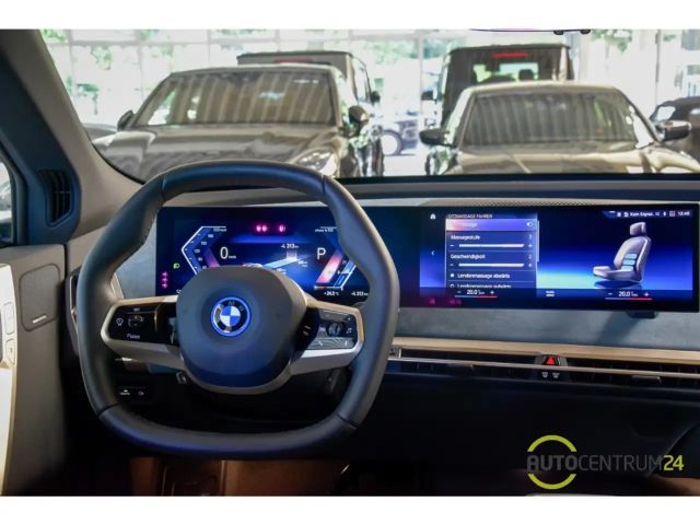 BMW iX 40 Massage HK Keyless 360 HUD Park+