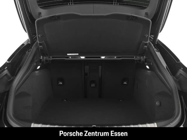 Porsche Taycan 4 Cross Turismo