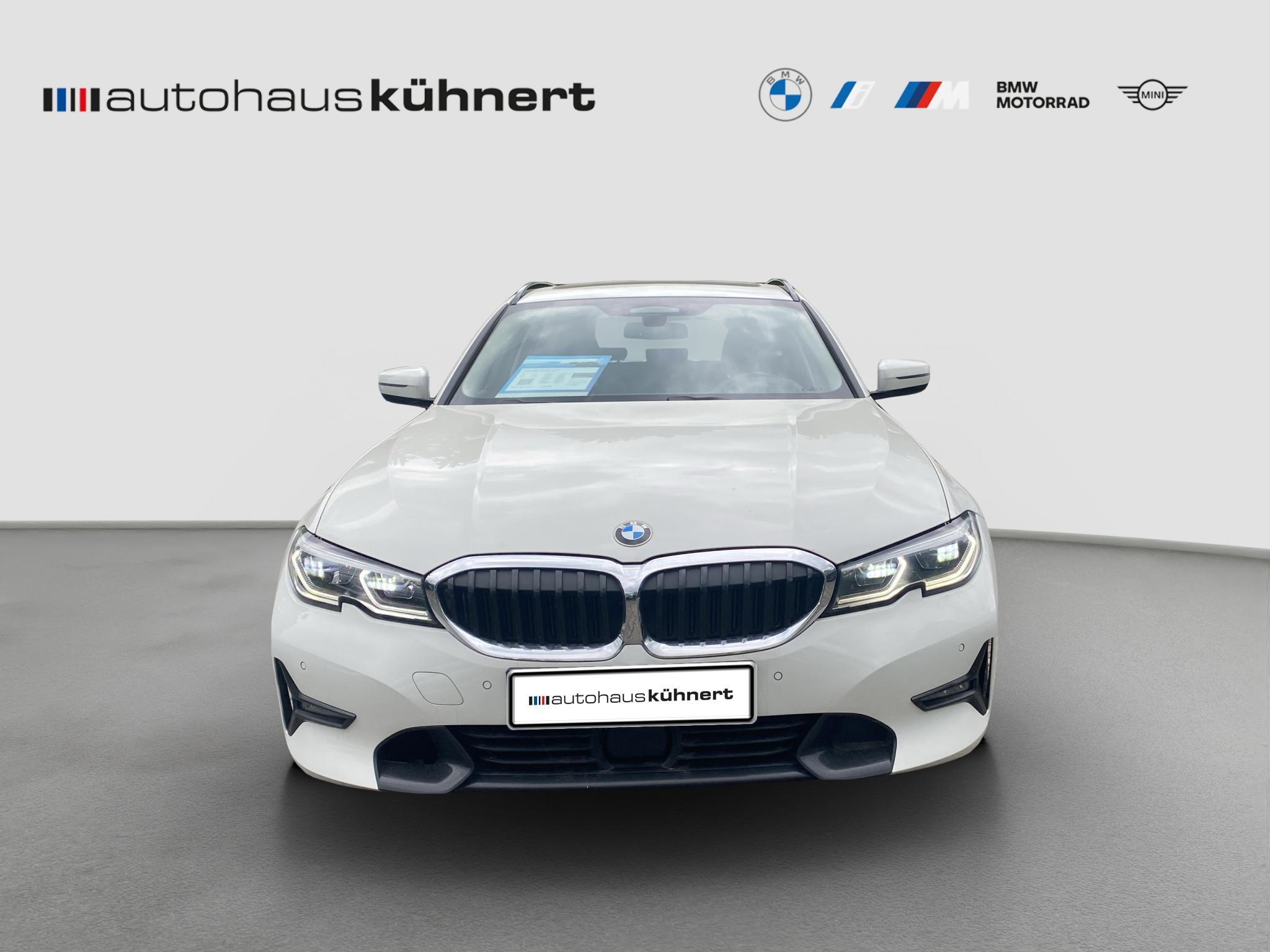 BMW 330 330e Touring iperformance
