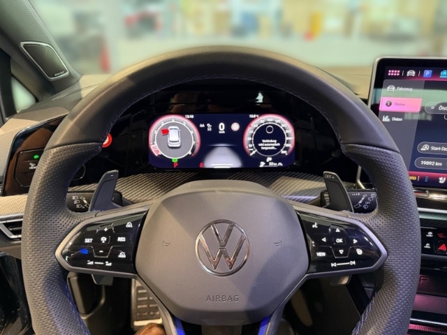 Volkswagen Golf 2.0 TSI Golf VIII