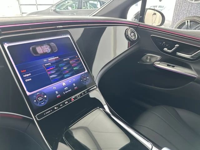 Mercedes-Benz EQE 300 Electric Art Sedan