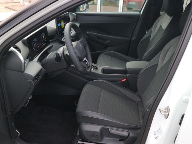 Volkswagen T-Roc 1.5 eTSI DSG R-Line