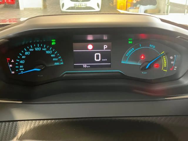 Peugeot 2008 1.2 145 S tyle LED+SHZ+KlimaA+PDC+Facelift