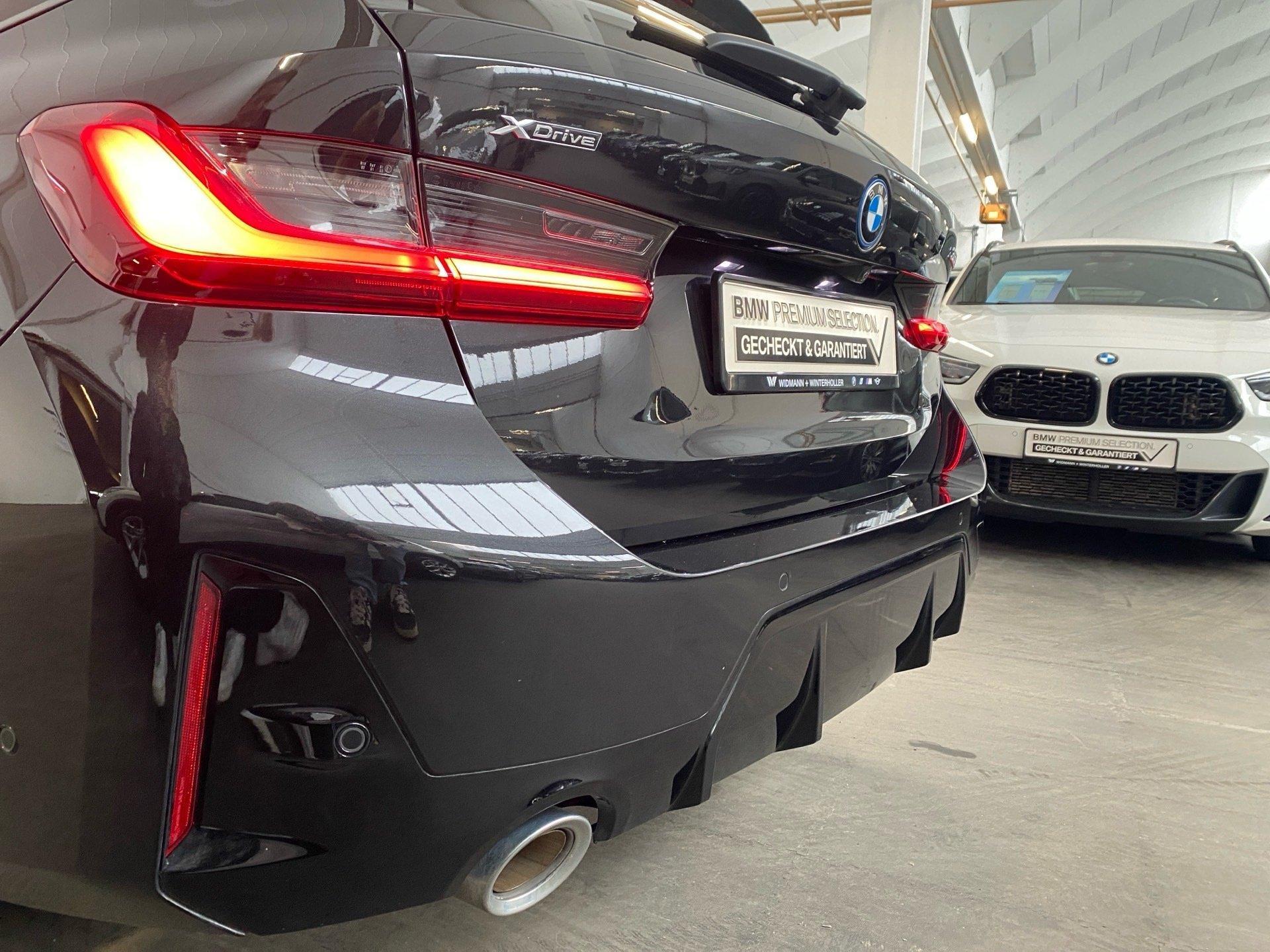 BMW 330 330e Touring xDrive