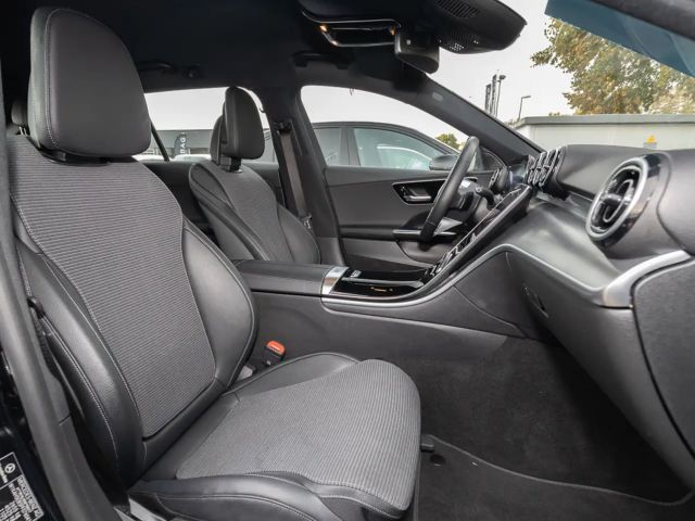 Mercedes-Benz C 300 C 300 e Estate