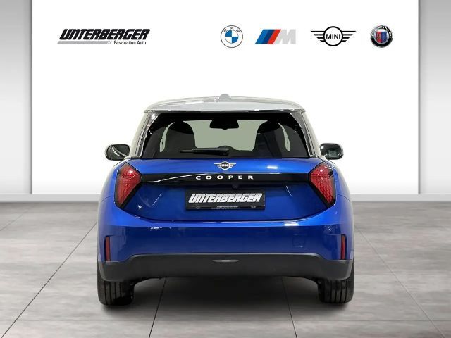 MINI Cooper E Favoured