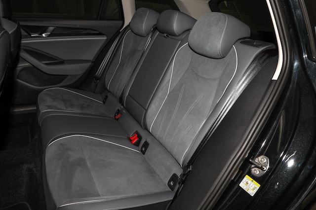 Volkswagen Passat 2.0 TDI Business DSG Variant