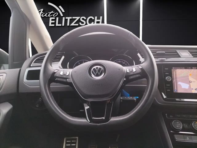 Volkswagen Touran TSI Active STH LED Navi ACC Park-Assist SH