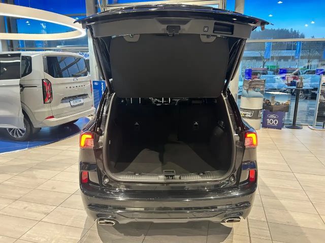 Ford Kuga Plug in Hybrid ST Line X