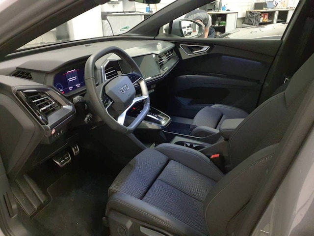 Audi Q4 e-tron SUV 45 e-tron Audi Q4 e-tron