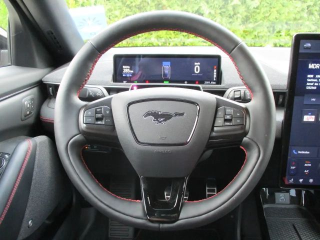 Ford Mustang Mach-E 4x4 AWD