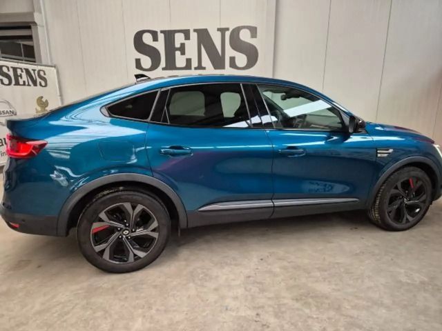 Renault Arkana E-Tech Hybrid RS