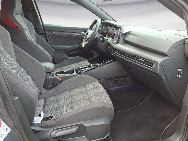 Volkswagen Golf 2.0 TSI DSG GTI