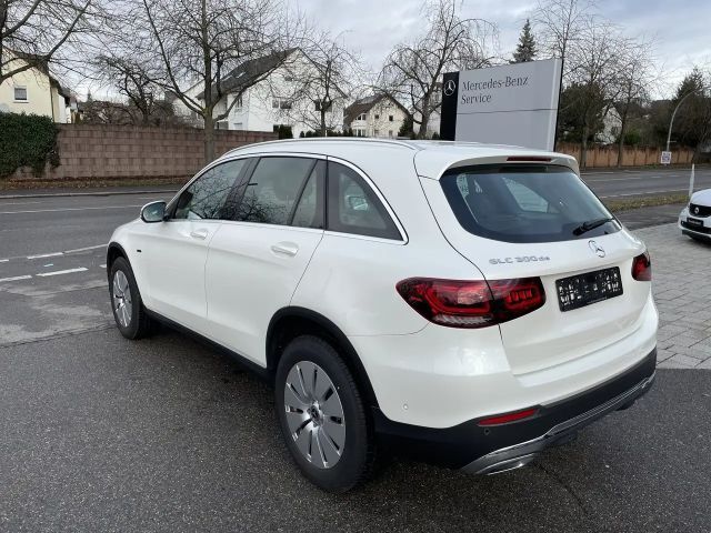 Mercedes-Benz GLC 300 de 4M*Distronic*Memory*Multibeam*360G*