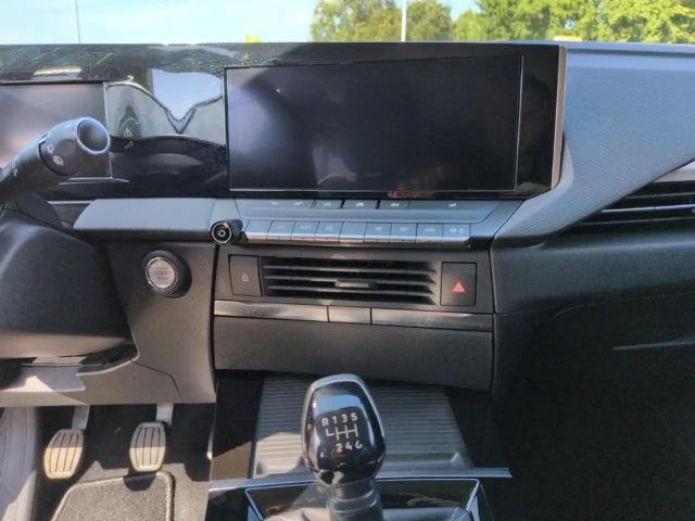 Opel Astra 1.2 Turbo Edition Turbo