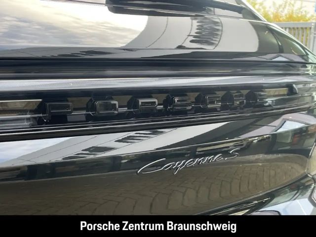 Porsche Cayenne S