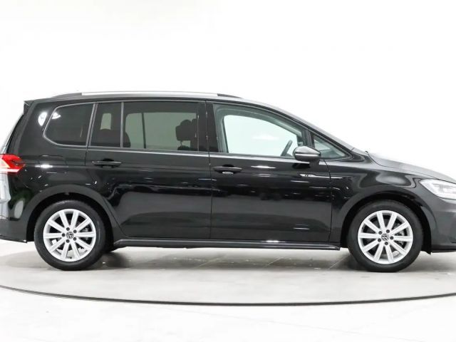 Volkswagen Touran 1.5 TSI DSG R-Line