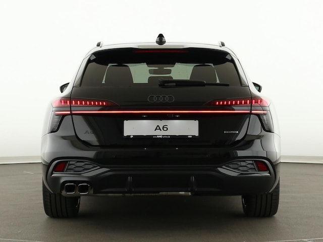 Audi A6 Avant Quattro S-Tronic