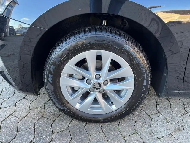 Skoda Fabia 1.0 TSI Selection