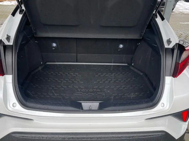 Toyota C-HR Hybride Team D