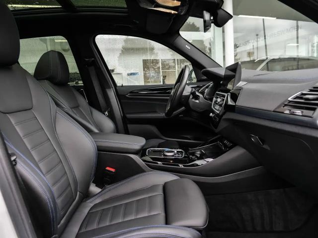 BMW iX3 Impressive iX3