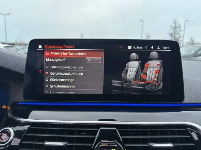 BMW 540 540d M-Sport Touring xDrive