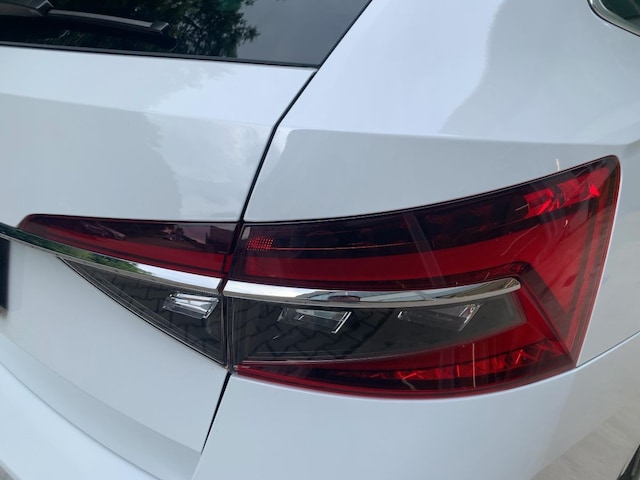 Skoda Superb 2.0 TSI Combi Style Style