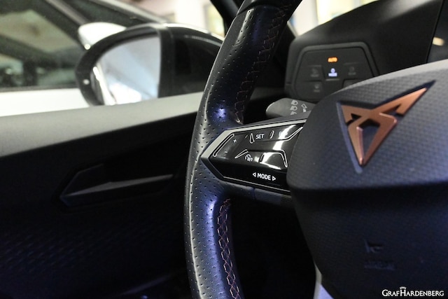 Cupra Born Born LED PDC Kamera