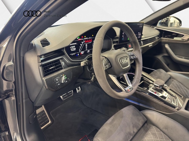 Audi RS4 Avant Quattro