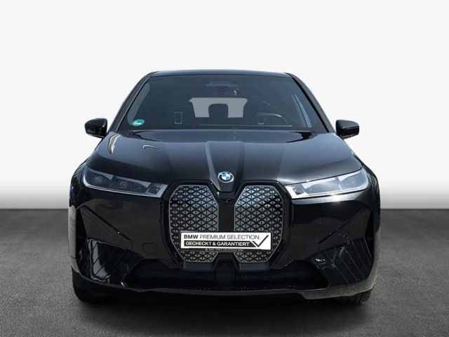 BMW iX xDrive40
