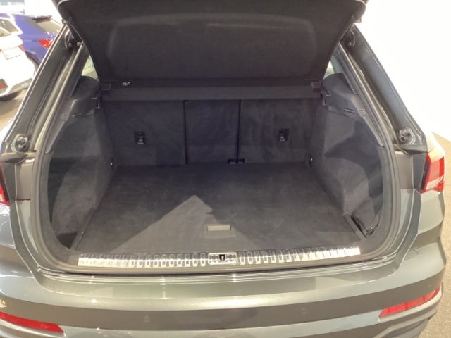 Audi Q3 35 TDI Quattro S-Line S-Tronic