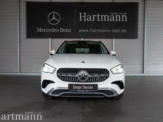 Mercedes-Benz GLA 220 4MATIC GLA 220 d