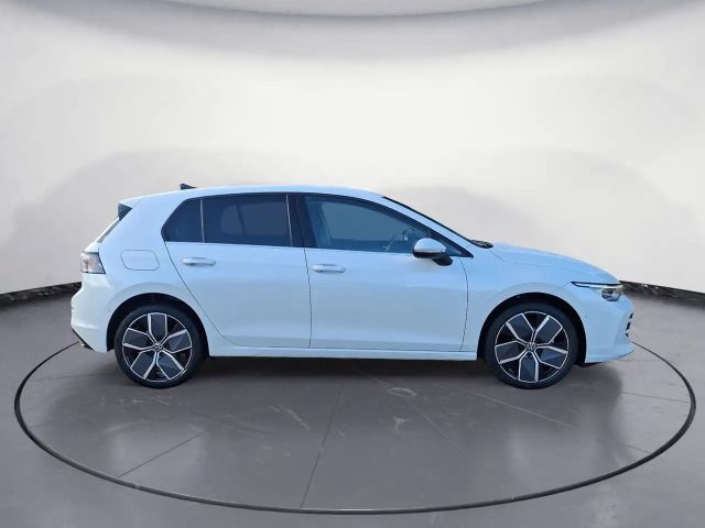 Volkswagen Golf DSG Style eHybrid