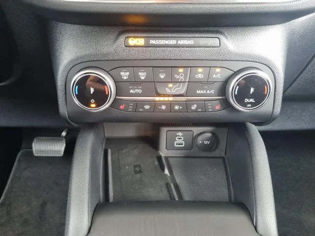 Ford Kuga Plug in Hybrid Titanium