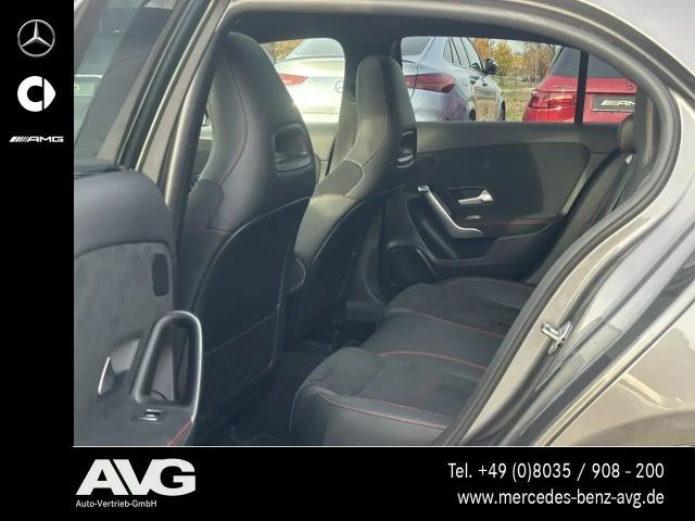 Mercedes-Benz A 250 AMG Line