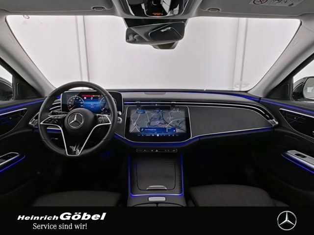 Mercedes-Benz E 220 AVANTGARDE E 220 d