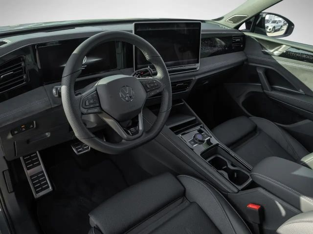 Volkswagen Tiguan 4Motion DSG R-Line