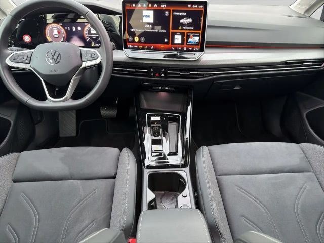 Volkswagen Golf 1.5 eTSI DSG Style