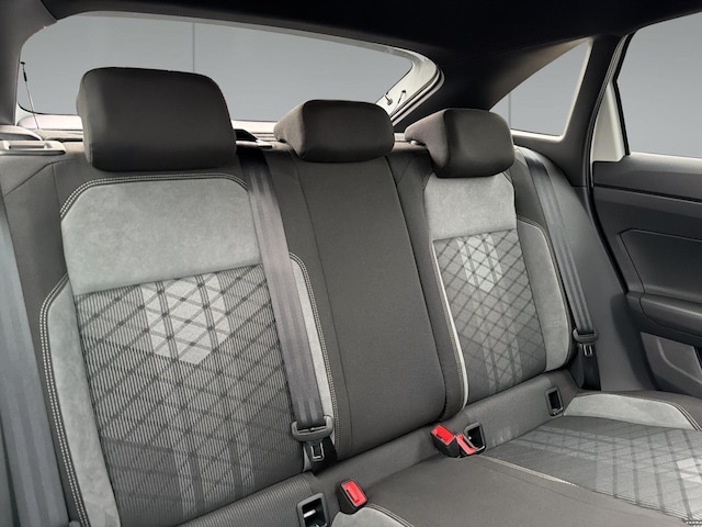 Volkswagen Taigo 1.5 TSI DSG IQ.Drive R-Line