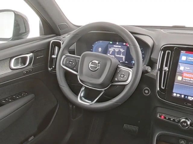 Volvo XC40 Dark Plus