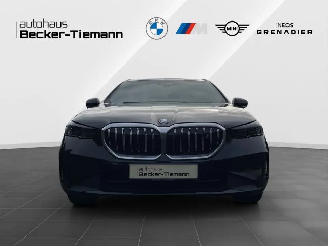 BMW i5 eDrive40