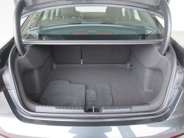 Audi A3 30 TFSI Sedan