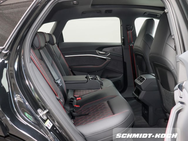 Audi Q8 e-tron 55 Quattro S-Line