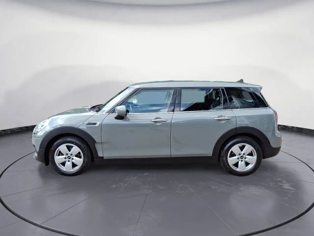 MINI One Clubman Clubman One Essential Trim Klimaaut. PDC ISOFIX
