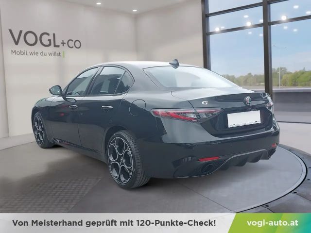 Alfa Romeo Giulia AWD