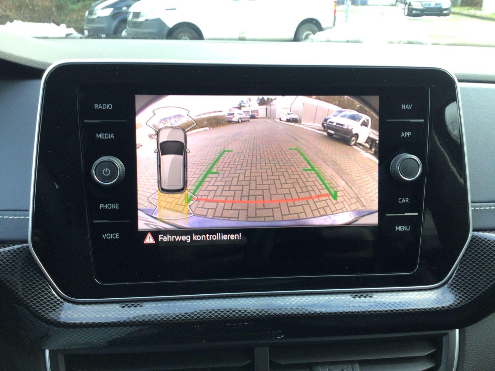 Volkswagen T-Cross Style