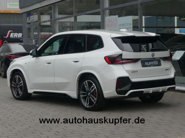 BMW X1 xDrive30 Sportpaket Pro AHK*ACC°Ad.LED°19Z.