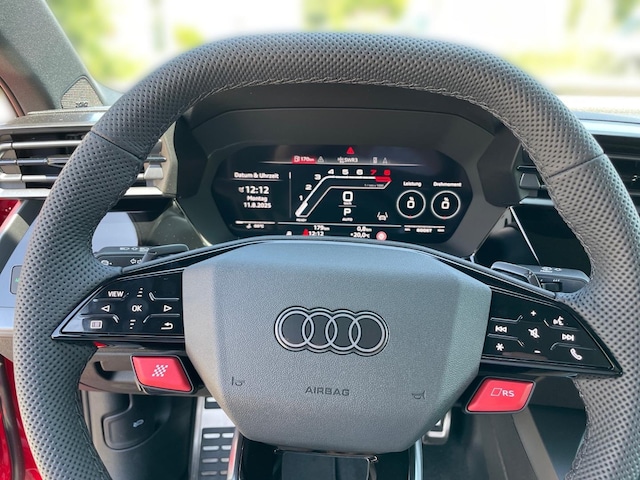 Audi RS3 Quattro S-Tronic Sedan