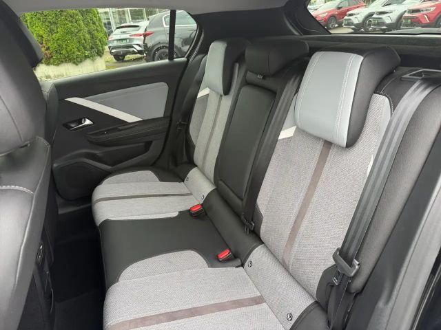 Opel Astra Business Elegance